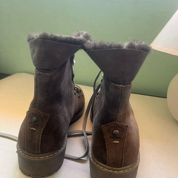 Bass Aubrey winter boot leather brown bootie with faux  fur. New without Box - Picture 2 of 9